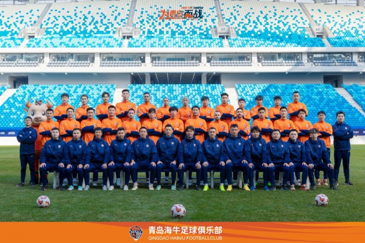 青島海牛一線隊名單：老將鄭龍、薩里奇坐鎮(zhèn)，金洋洋等新援在列
