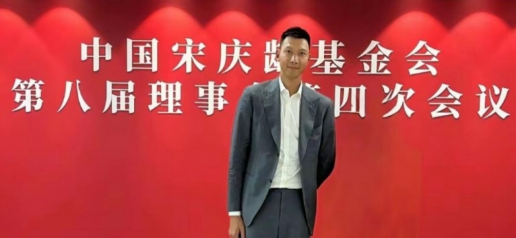  時隔5個月首次公開露面！大河報：易建聯(lián)關(guān)聯(lián)公司成被執(zhí)行人