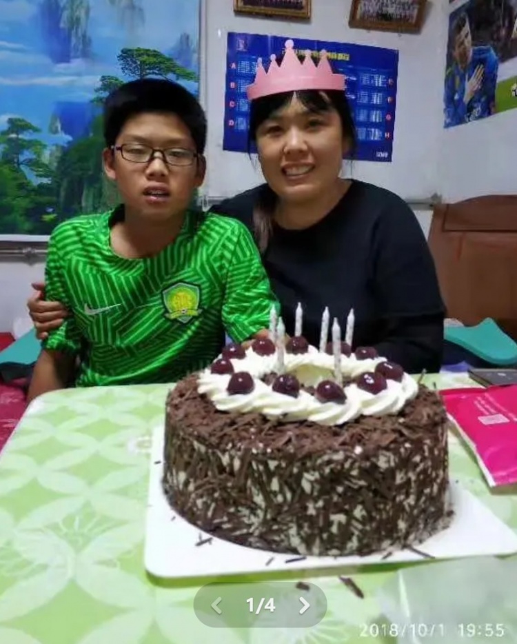  郭嘉璇母親曬照悼念兒子：璇兒生日快樂，希望天堂幸福