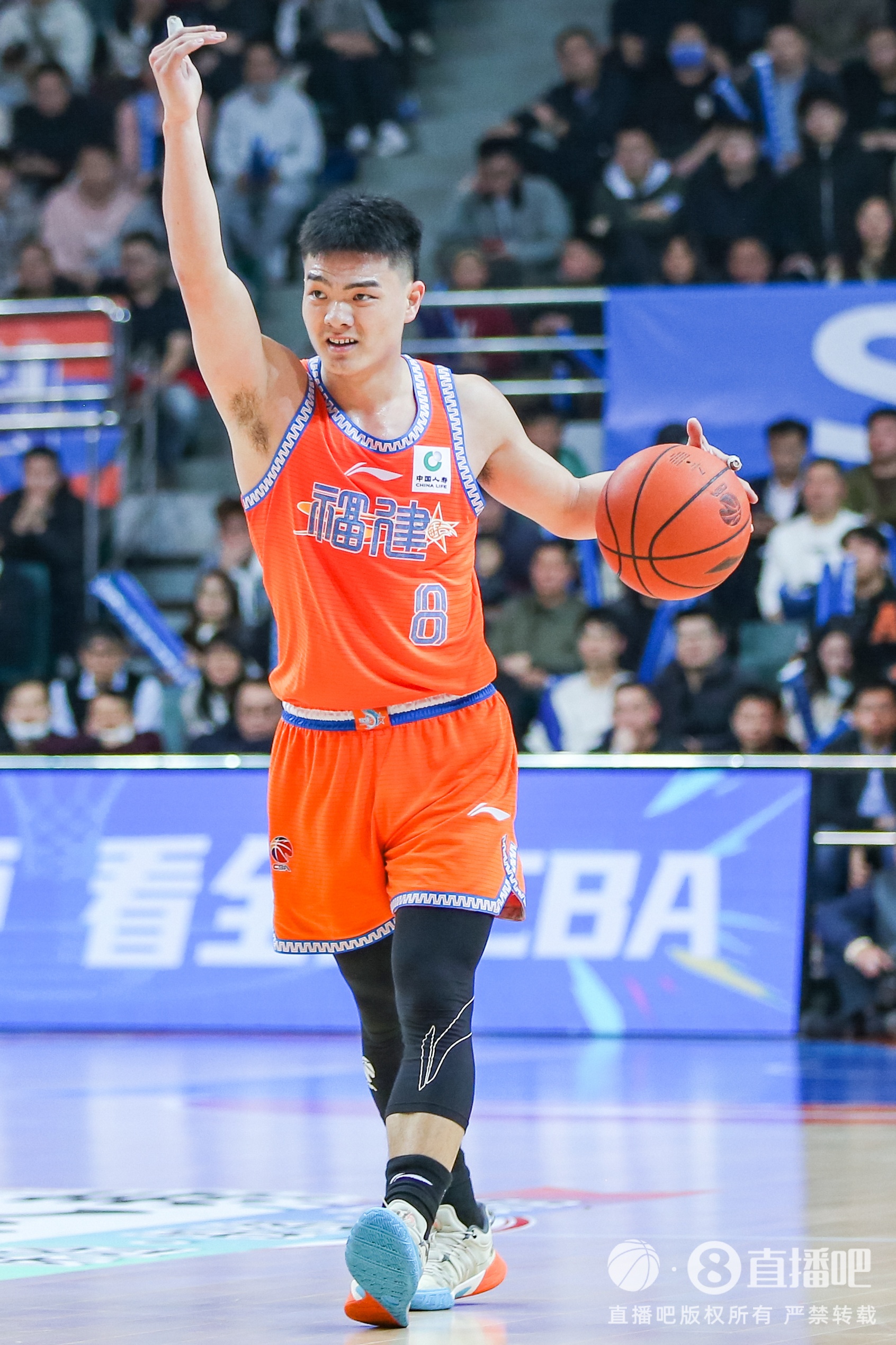  高效替補！黎伊揚11投7中貢獻17分2板4助3斷