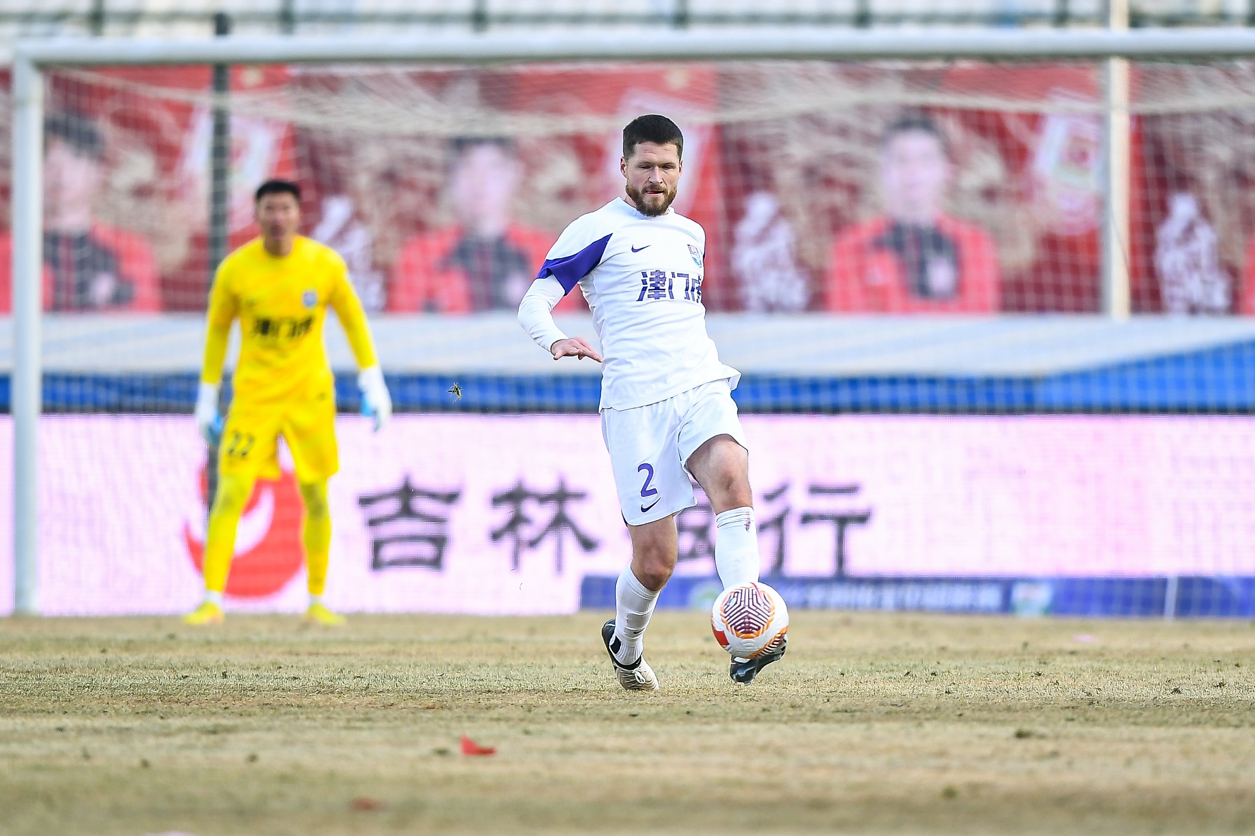  津門虎舊將亞冠對決格蘭特勝出，津媒：他離開津門虎因存?zhèn)‰[患