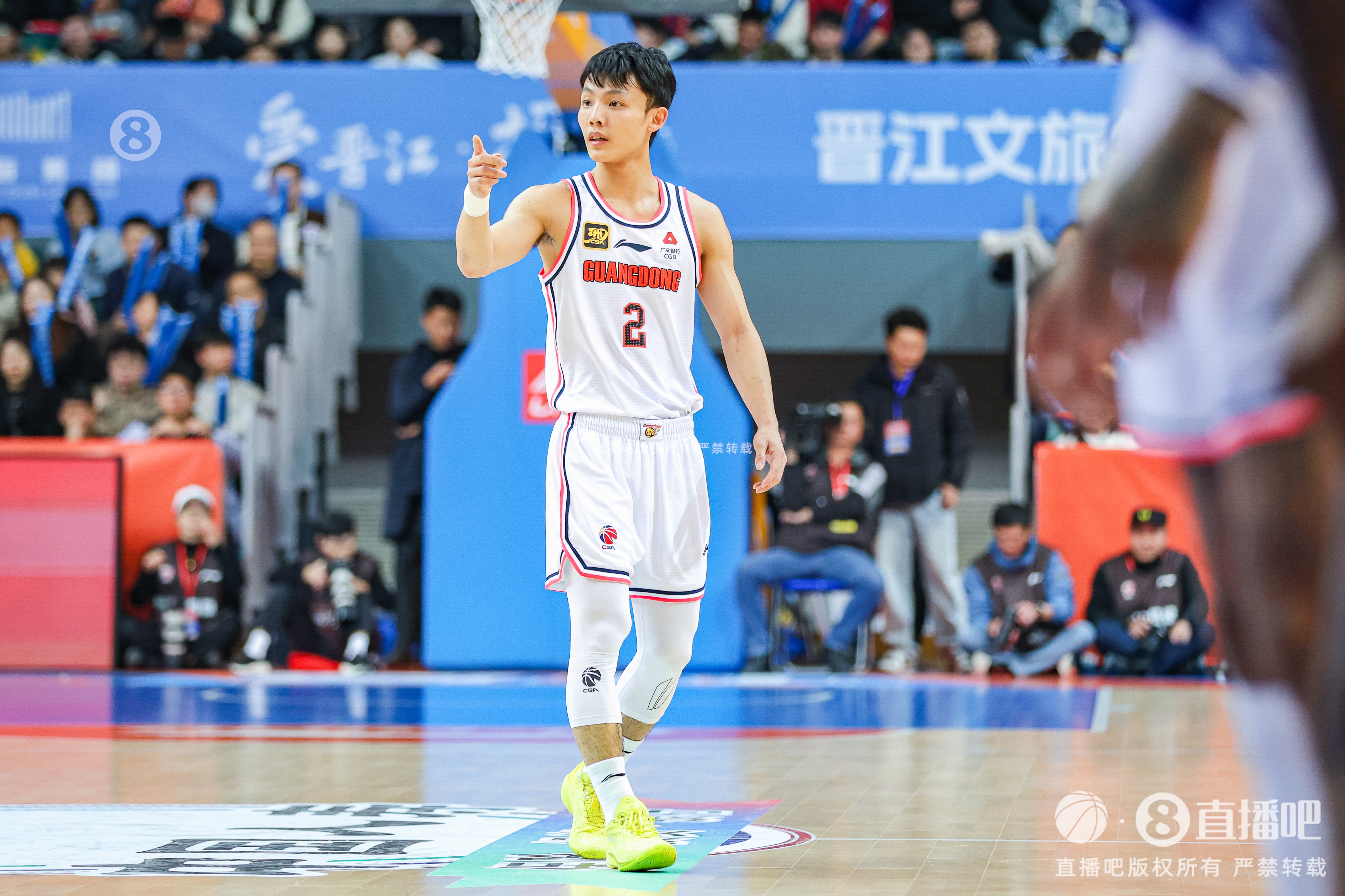  徐杰：身高不是打籃球的唯一標準 努力、勤奮、自律也是天賦