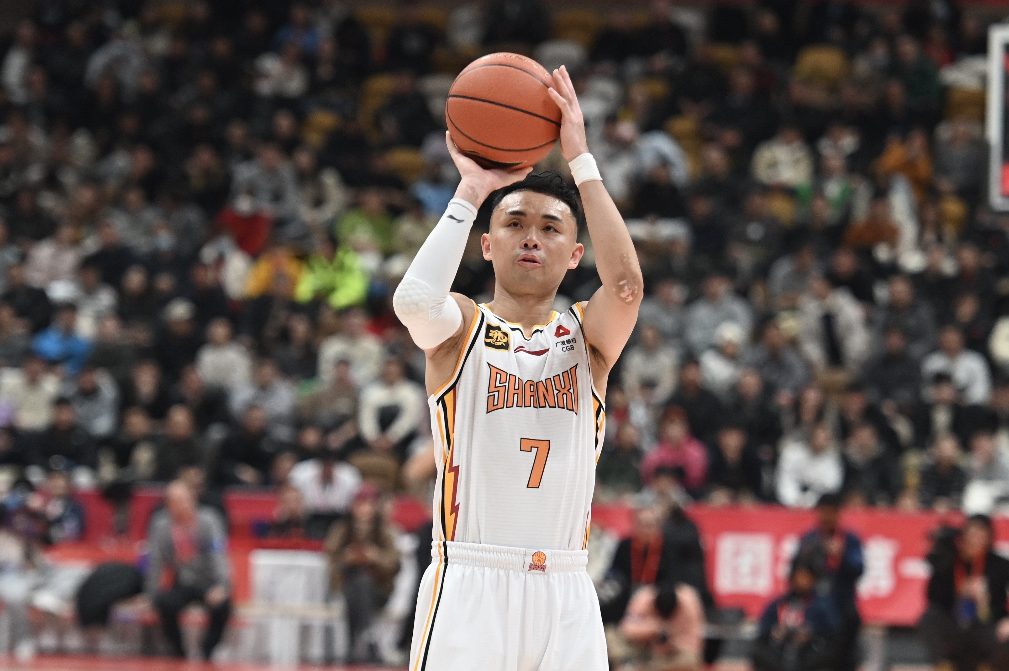  無(wú)奈輸球！原帥15投7中&三分11中4 得到18分4板5助0失誤