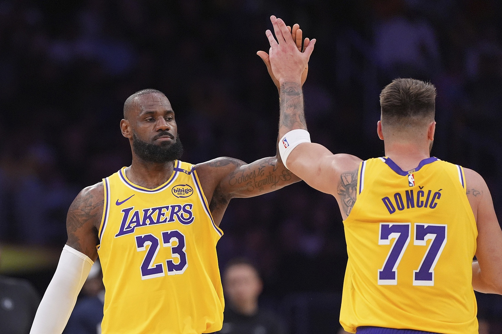  ESPN只聊湖勇？A-史密斯：巴克利是媒體人但根本不懂人們愛看什么